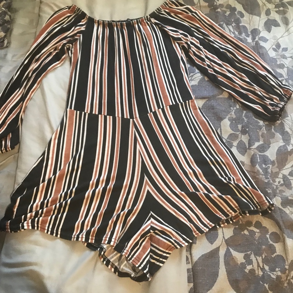 Off shoulder romper